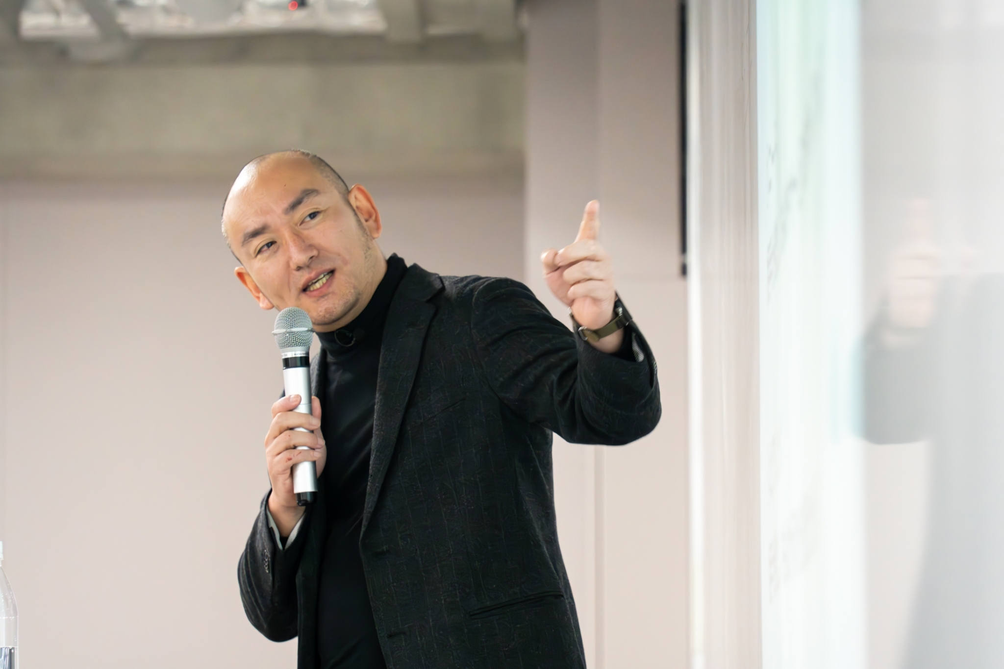 セミナー登壇写真1